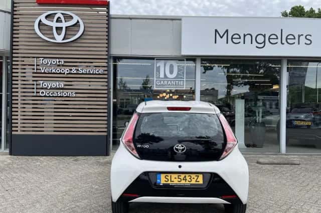 Toyota Aygo (2018) thumbnail 4