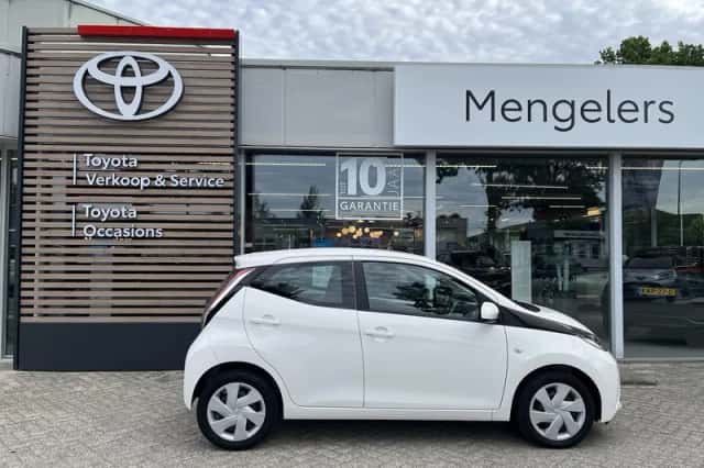 Toyota Aygo (2018) thumbnail 5