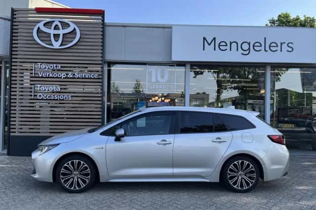 Toyota Corolla (2019) thumbnail 2