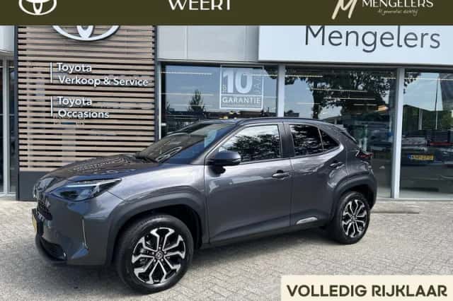 Toyota Yaris Cross (2024) thumbnail 1