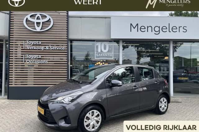 Toyota Yaris (2018) thumbnail 1