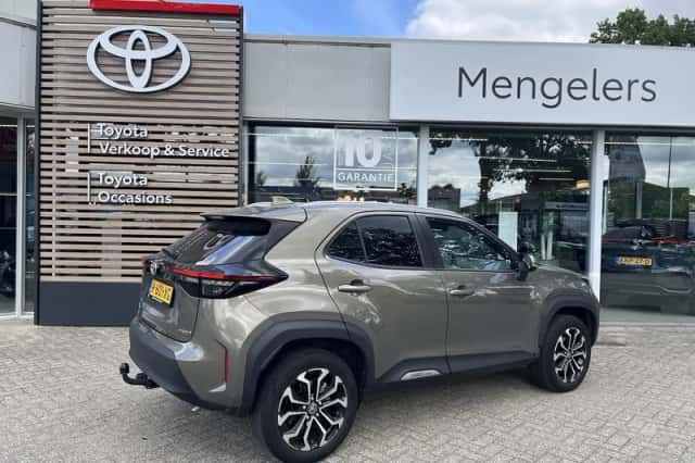 Toyota Yaris Cross (2022) thumbnail 3