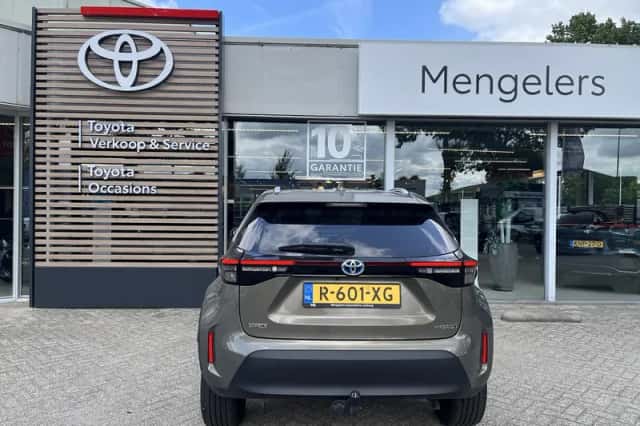 Toyota Yaris Cross (2022) thumbnail 4