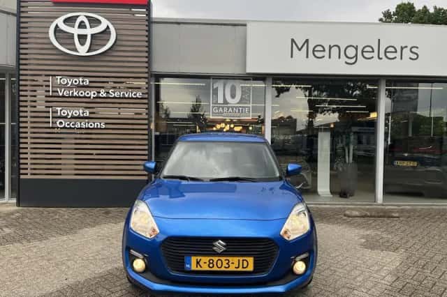 Suzuki Swift (2021) thumbnail 6
