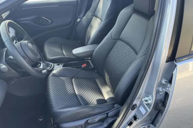 Toyota Yaris (2025) thumbnail 4