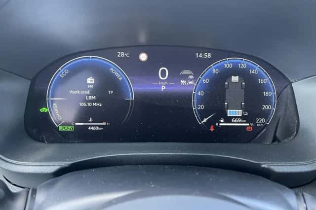 Toyota Yaris (2025) thumbnail 5