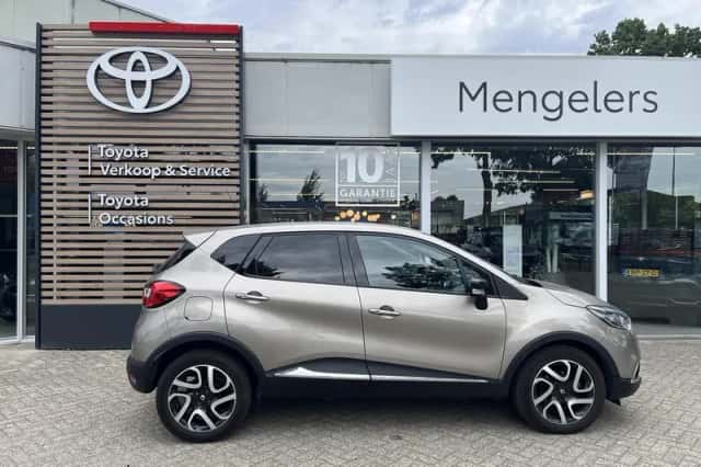 Renault Captur (2015) thumbnail 5