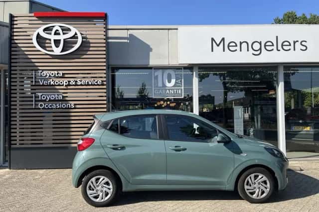Hyundai i10 (2023) thumbnail 5