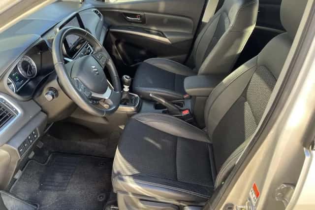 Suzuki S-Cross (2023) thumbnail 6