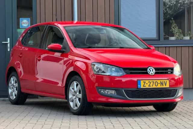 Volkswagen Polo (2012) thumbnail 2