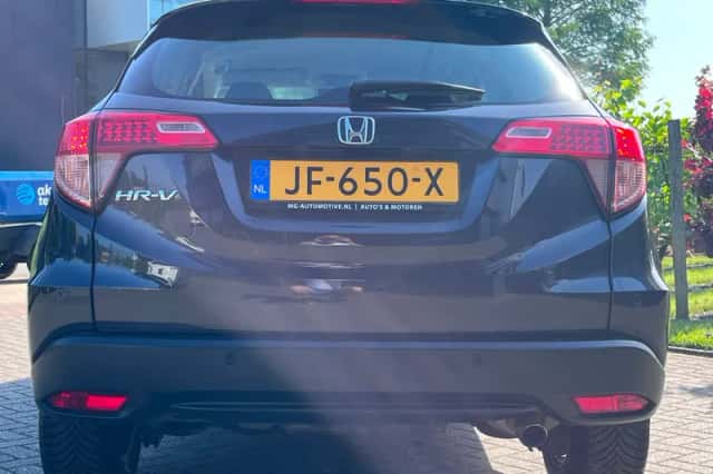 Honda HR-V (2016) thumbnail 6