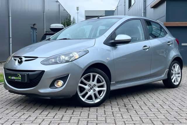 Mazda 2 (2013) thumbnail 1
