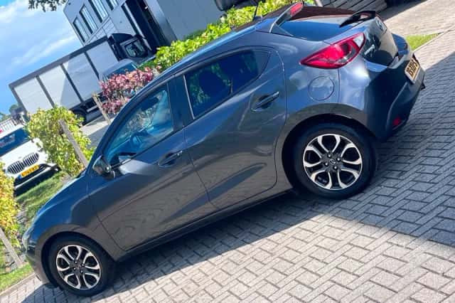 Mazda 2 (2017) thumbnail 3