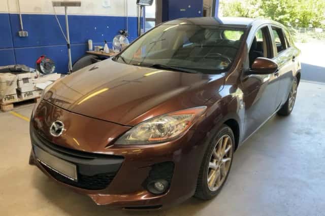 Mazda 3 (2012) thumbnail 1