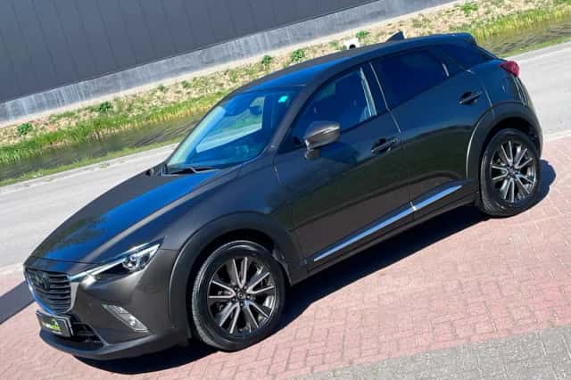 Mazda CX-3 (2017) thumbnail 3