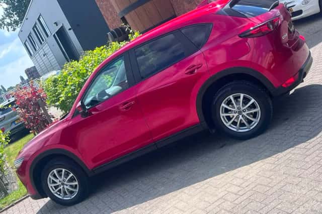 Mazda CX-5 (2017) thumbnail 4