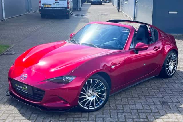 Mazda MX-5 (2018) thumbnail 5