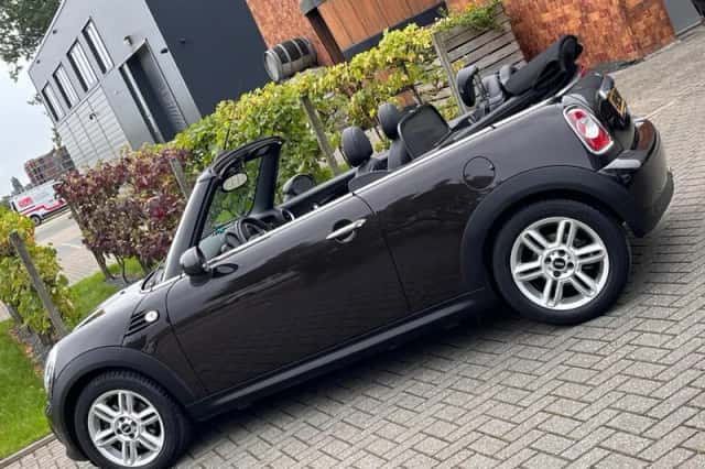 MINI Cabrio (2014) thumbnail 3