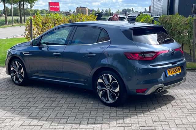Renault Mégane (2018) thumbnail 5