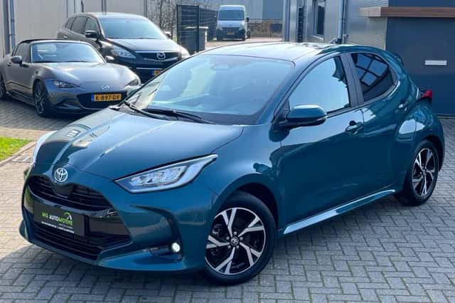 Toyota Yaris (2025) thumbnail 3
