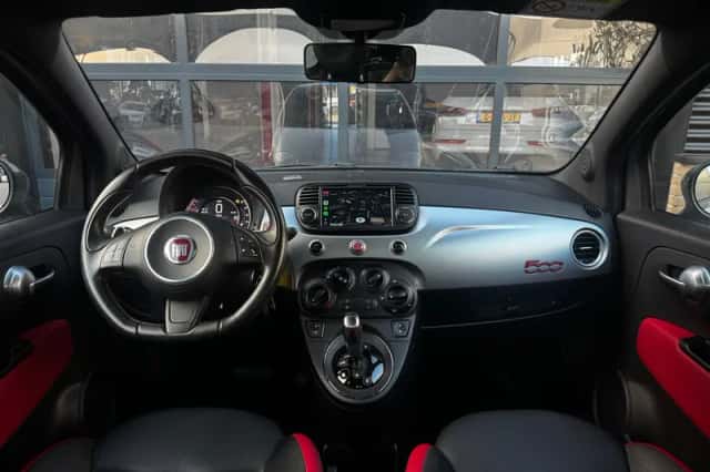 Fiat 500 (2015) thumbnail 2