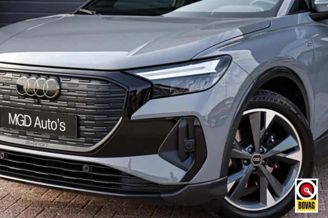 Audi Q4 e-tron (2022) thumbnail 6
