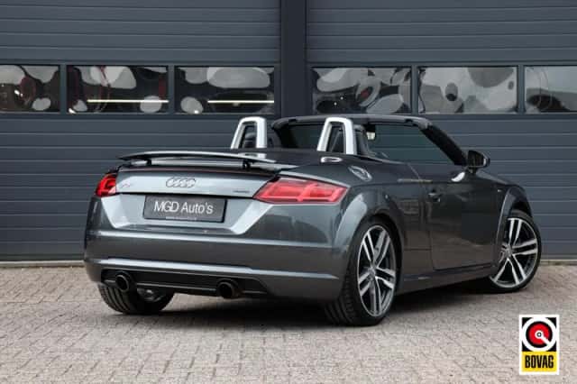 Audi TT (2016) thumbnail 5