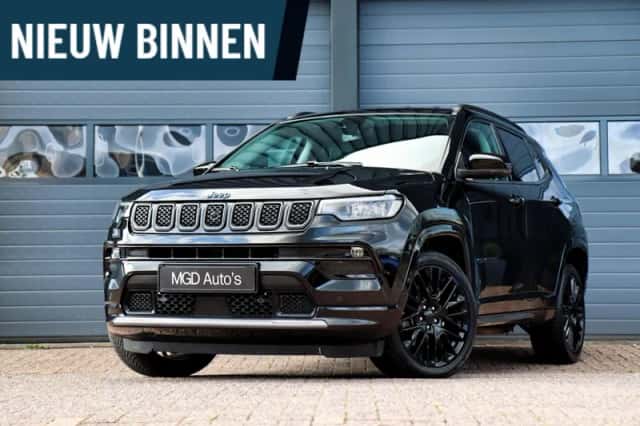 Jeep Compass (2022) thumbnail 2