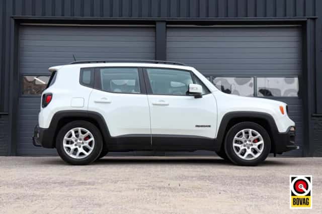 Jeep Renegade (2015) thumbnail 5