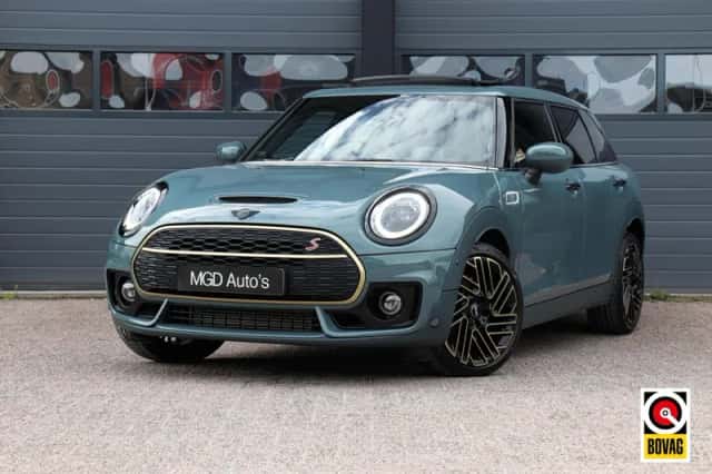 MINI Clubman (2023) thumbnail 2