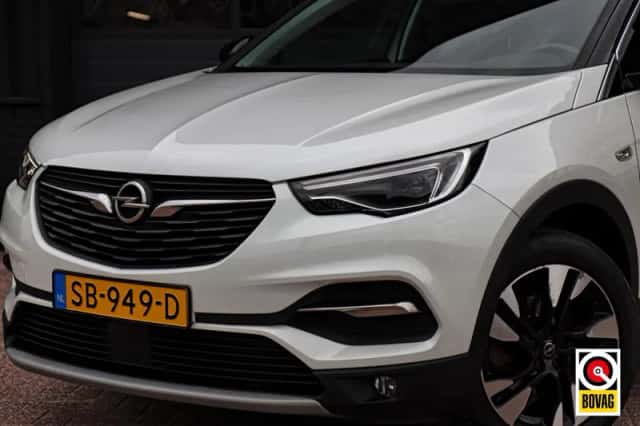 Opel Grandland X (2018) thumbnail 6