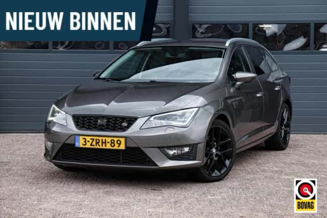 SEAT Leon (2015) thumbnail 1