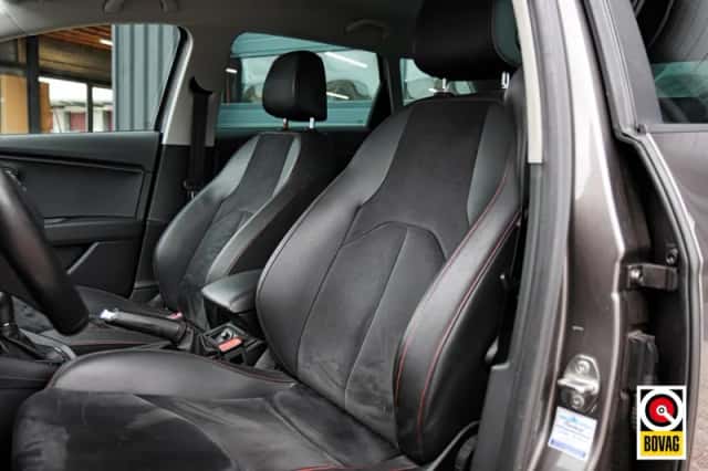 SEAT Leon (2015) thumbnail 5