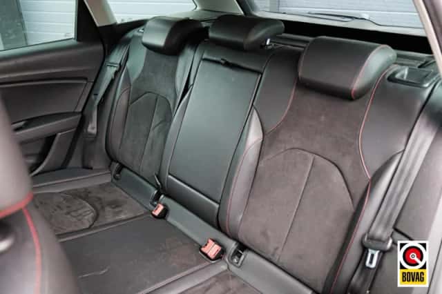 SEAT Leon (2015) thumbnail 6