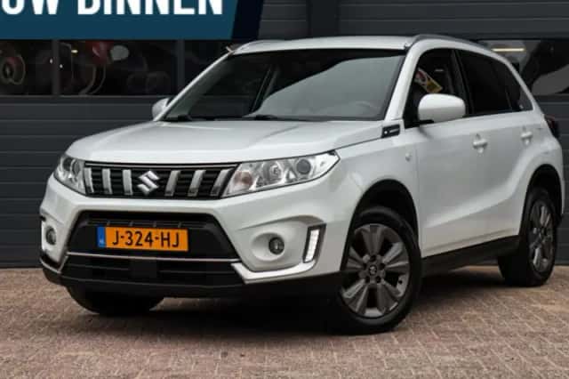 Suzuki Vitara (2020) thumbnail 1