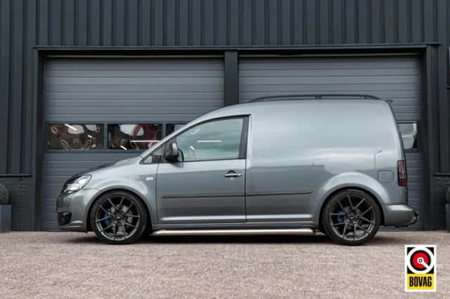Volkswagen Caddy (2013) thumbnail 2