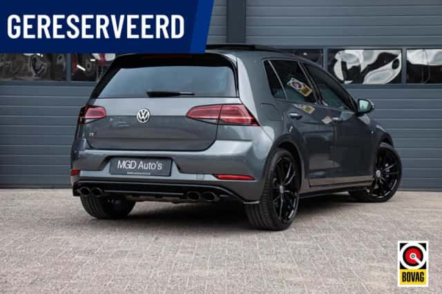 Volkswagen Golf (2018) thumbnail 4