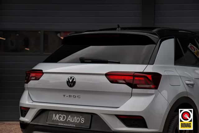 Volkswagen T-Roc (2021) thumbnail 6