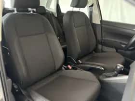 Volkswagen Polo (2017) thumbnail 6