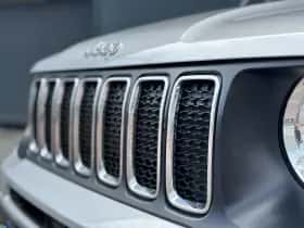 Jeep Renegade (2018) thumbnail 8