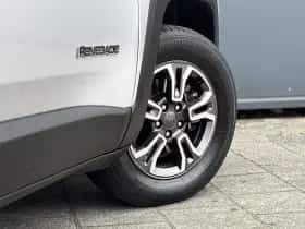 Jeep Renegade (2018) thumbnail 10