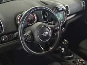 MINI Countryman (2017) thumbnail 11