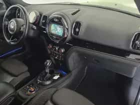MINI Countryman (2017) thumbnail 13
