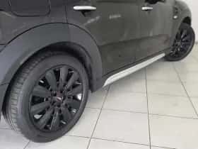 MINI Countryman (2017) thumbnail 15