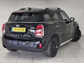 MINI Countryman (2017) thumbnail 7