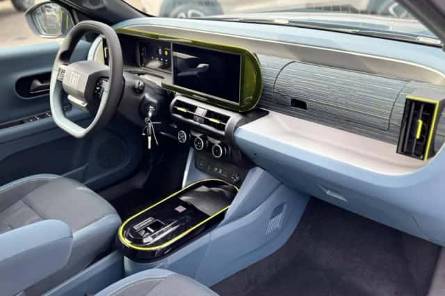 Fiat Grande Panda (2024) thumbnail 2