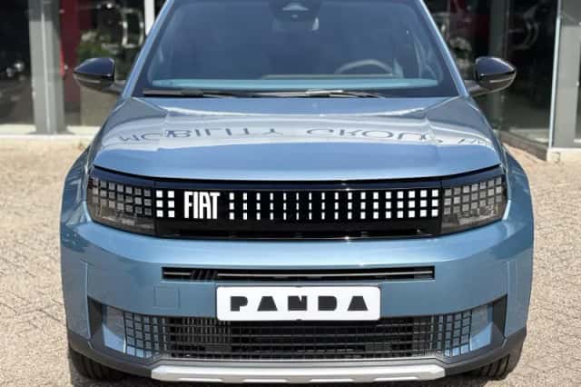 Fiat Grande Panda (2024) thumbnail 3