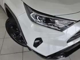 Toyota RAV4 (2019) thumbnail 17