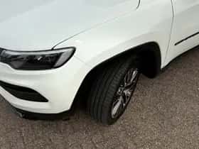 Jeep Compass (2017) thumbnail 14