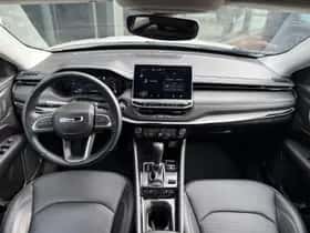 Jeep Compass (2017) thumbnail 4